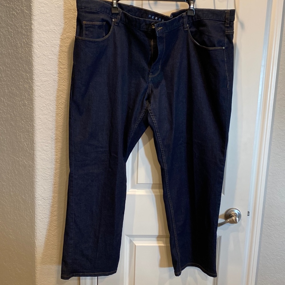 Perry Ellis waist 46.